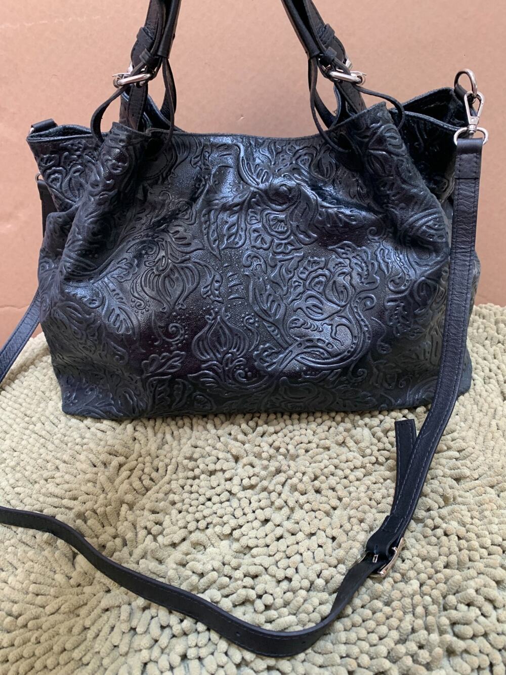 ISADORA Large Black Embossed Tooled Leather Satchel w/XB Strap Made in ITALY